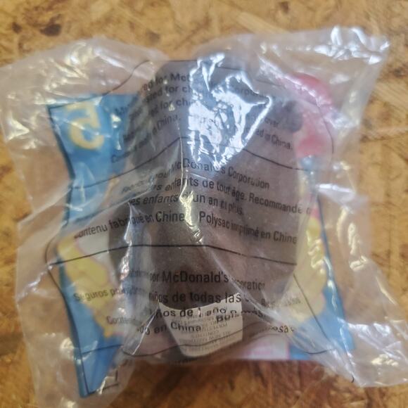 1997 McDonalds Happy Meal Animal Pals 5 Brown Bear New in Package - Picture 2 of 2